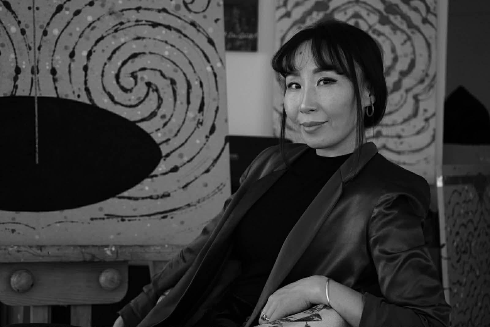 Зураач М.Ган-Очирын “Resonance” үзэсгэлэн Art of UB галерэйд дэлгэгдээд байна